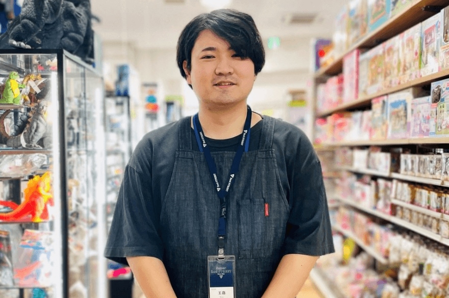 コーナーの入口で出迎えてくれたホビーの担当スタッフ