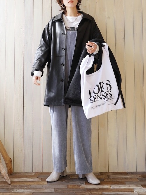 22年 11月の服装はこれで決まり 秋の終わりを彩る旬のレディースコーデ集 2nd Style