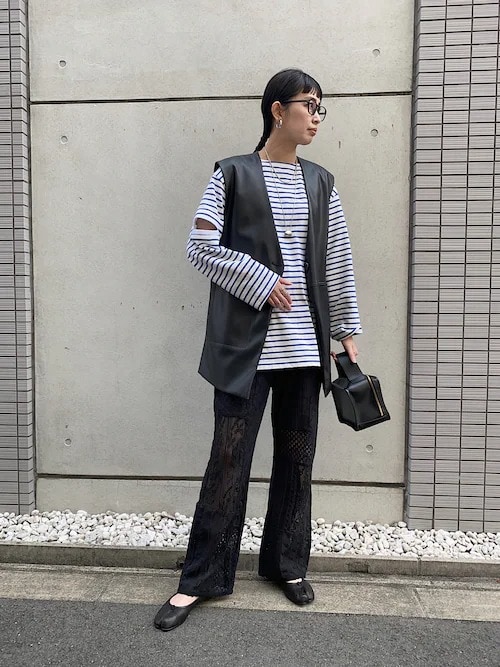 かっこいい女性のファッションを徹底分析 着こなしのコツと季節別のコーデ例も 2nd Style