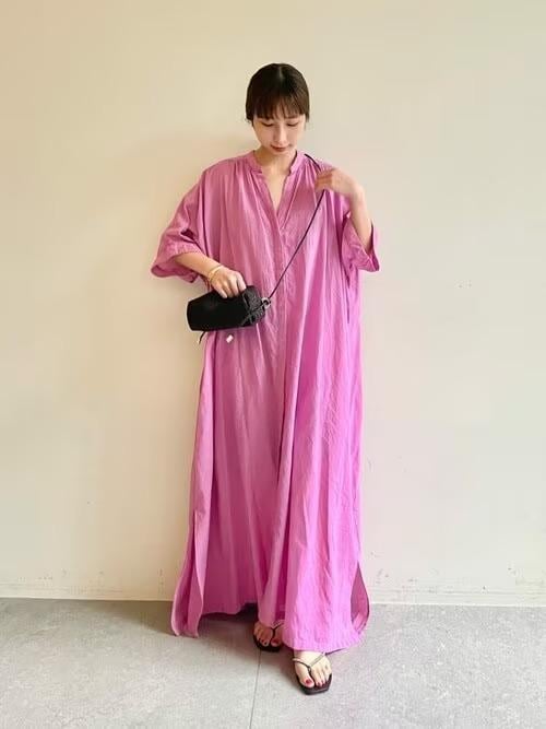 一枚でサマになるワンピースを投入