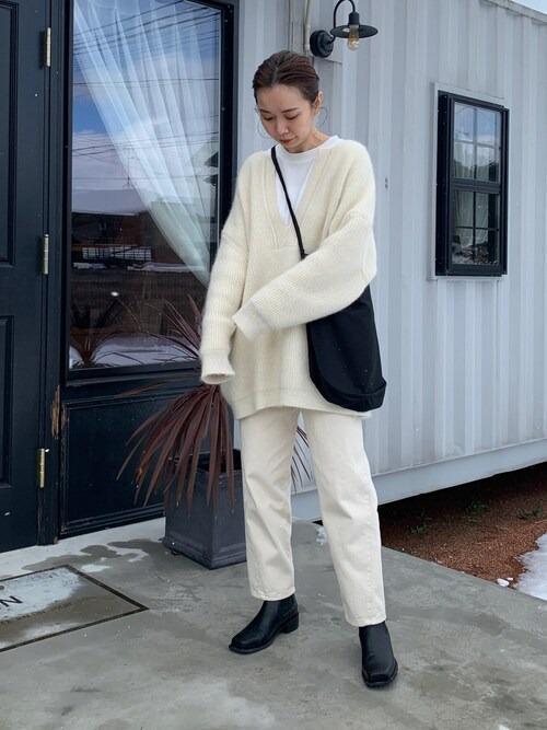 白がもつピュアな印象を味方につける