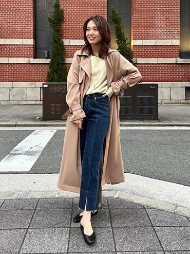トレンチコートが映える大人コーデ