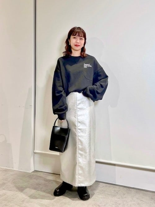 黒|レディーススウェットコーデ