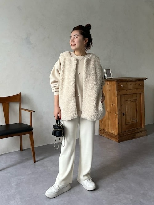 ［6］楽しておしゃれを叶える白のワントーンコーデ