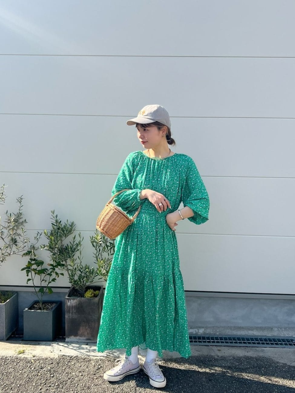 ［緑］の花柄ワンピースコーデ