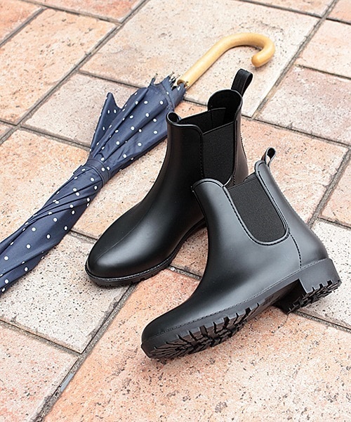 ［1］撥水加工がされている靴を選ぶ