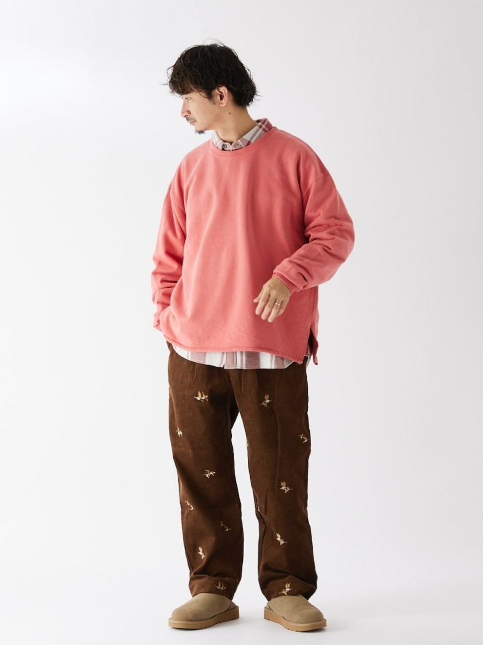 ［3］ポップなアイテムをまとめたテクニカルな装い