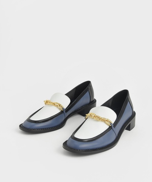 ▼〈CHARLES&KEITH チャールズ&キース〉