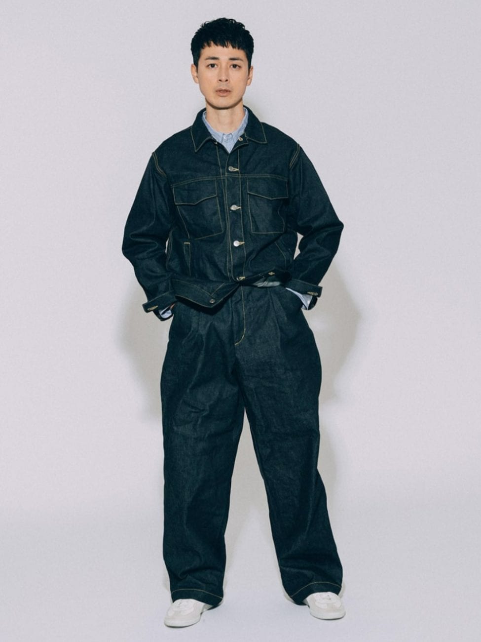 ▼ジージャンのセットアップで旬のメンズコーデに