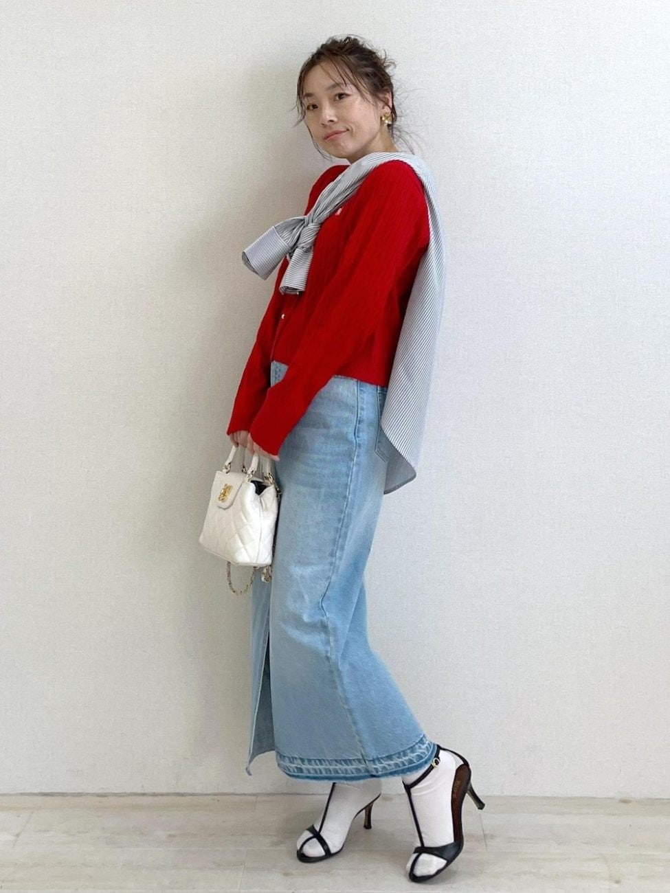 ▼40代の春コーデ×デニムスカート