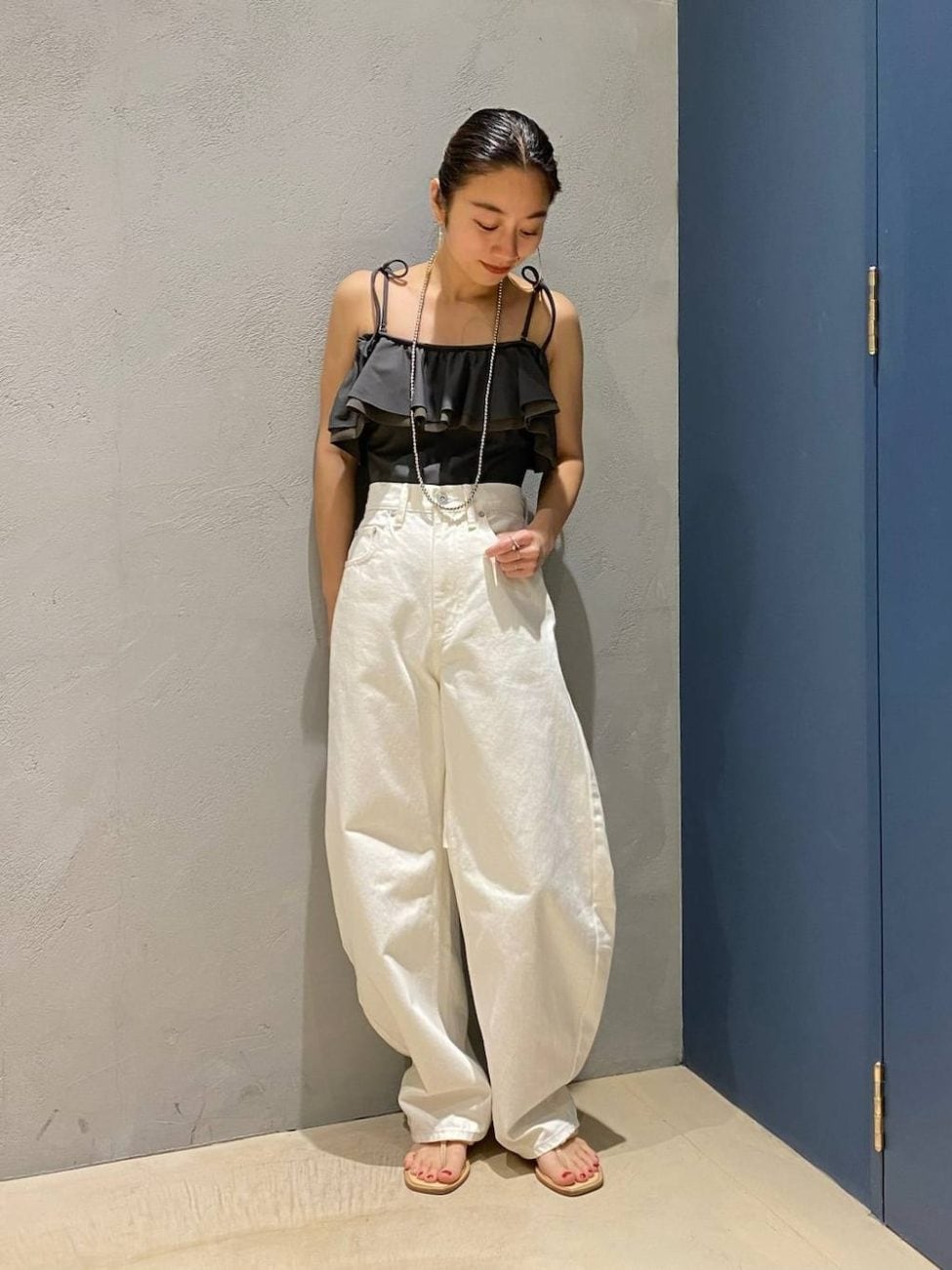 ▼水着と合わせた抜け感のある装い