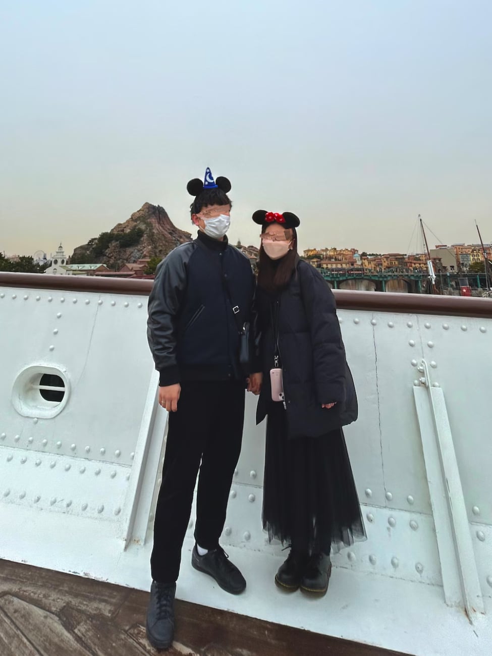 ▼おそろいのカチューシャで雰囲気を満喫!