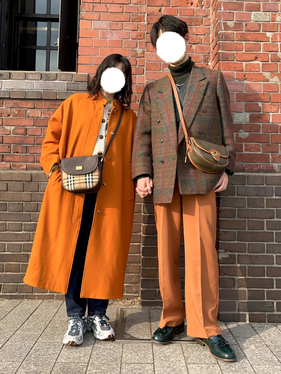 ▼秋にイチオシ!オレンジ×ブラウンコーデ