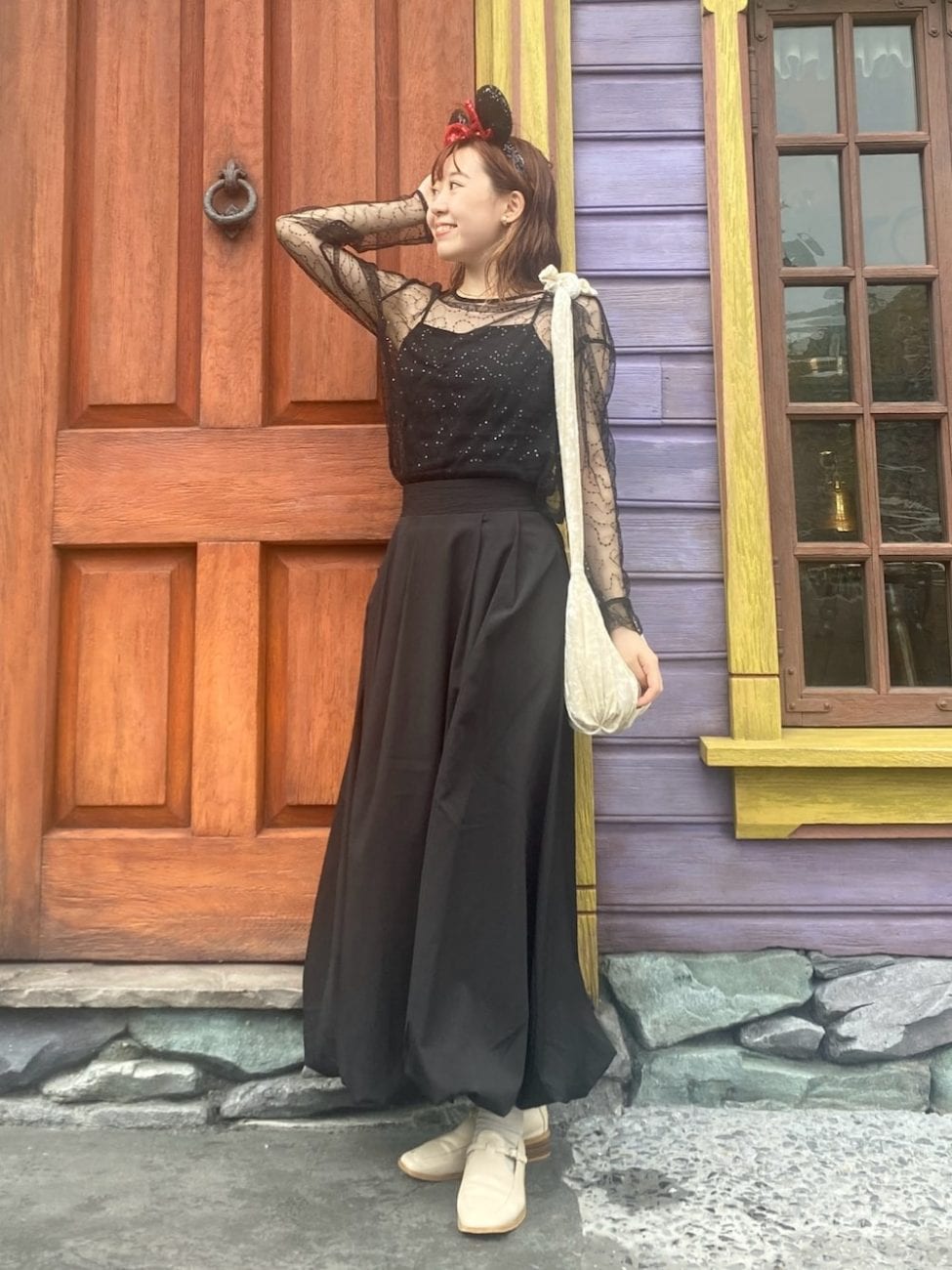 涼しげなシアートップスが大活躍