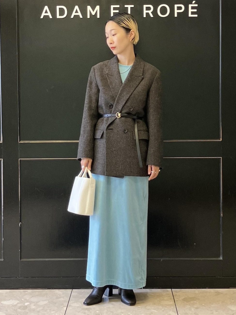 ▼ウエストマークで周りと差をつける