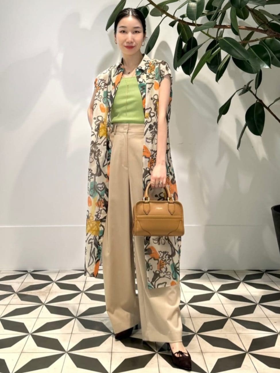 ▼柄ワンピースでリゾートライクに