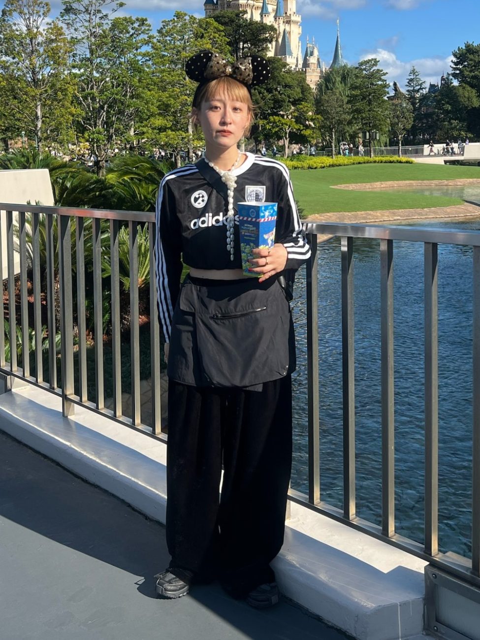 スポーティなトップスでアクティブに