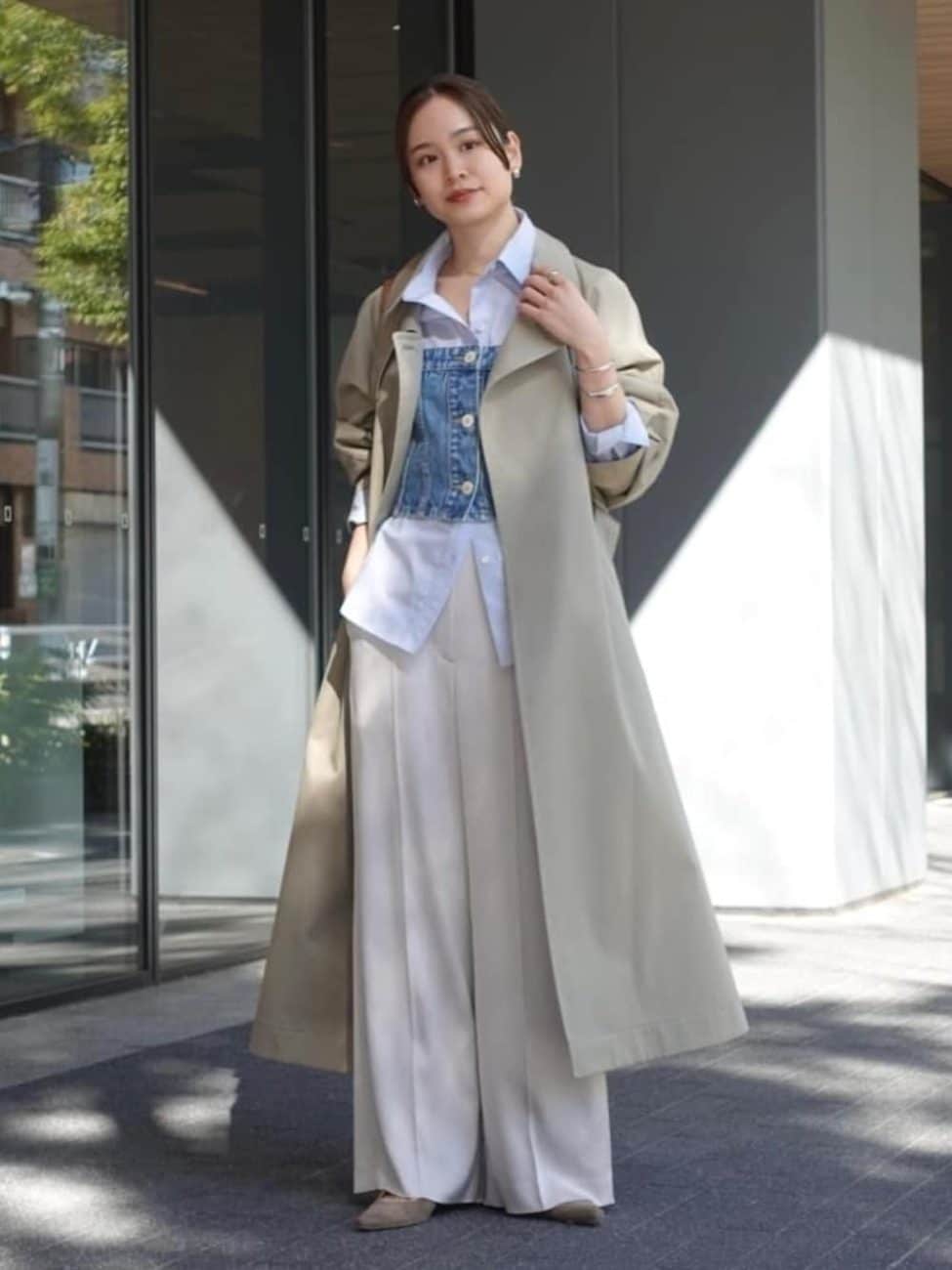 ▼ロングコートで洗練度アップ