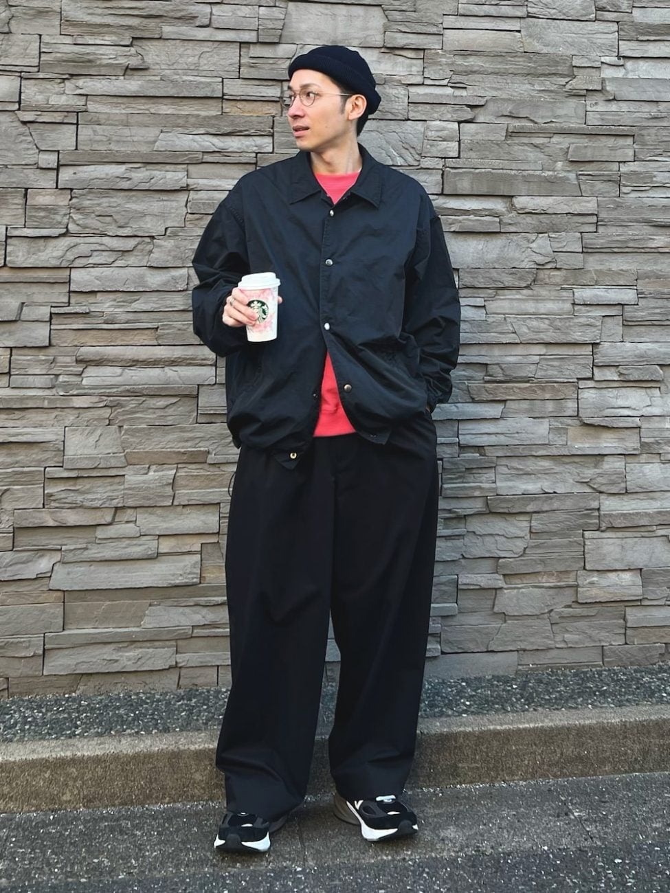 ▼ナイロンジャケット×スラックス
