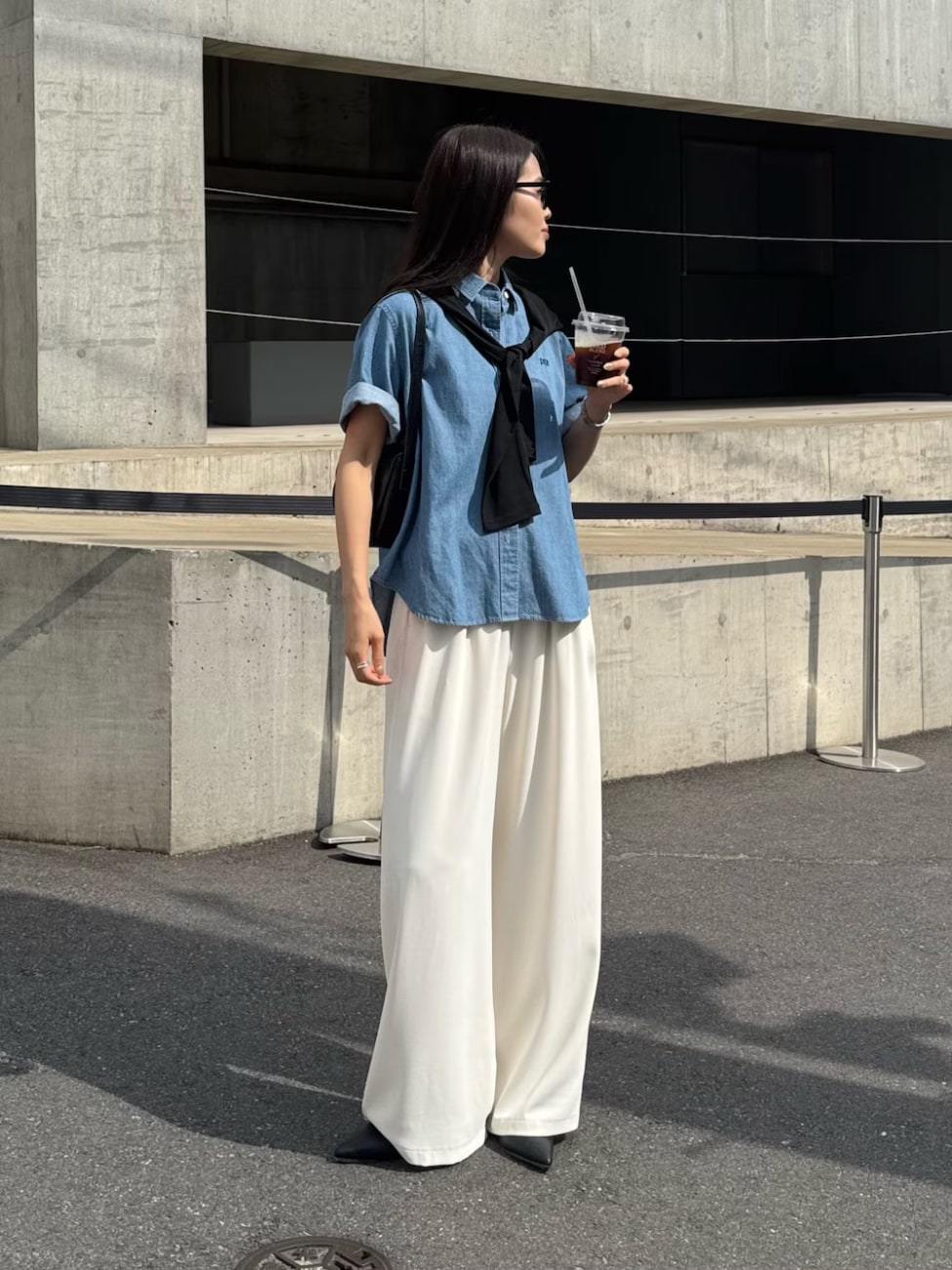 ▼半袖シャツ×ワイドパンツ
