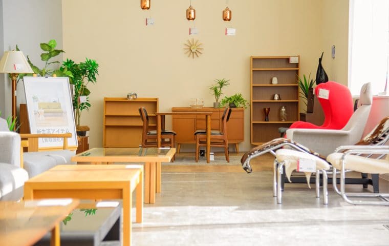 全国900店舗以上を展開。身近なリユースショップで賢く家具を買取