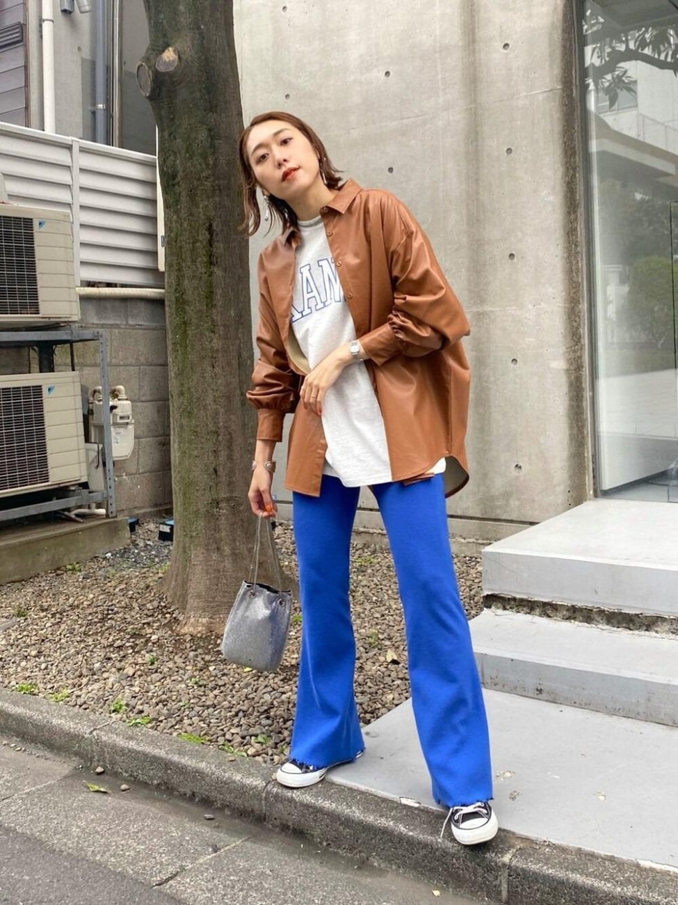 ［青×ブラウン］リブパンツでストリートライクに