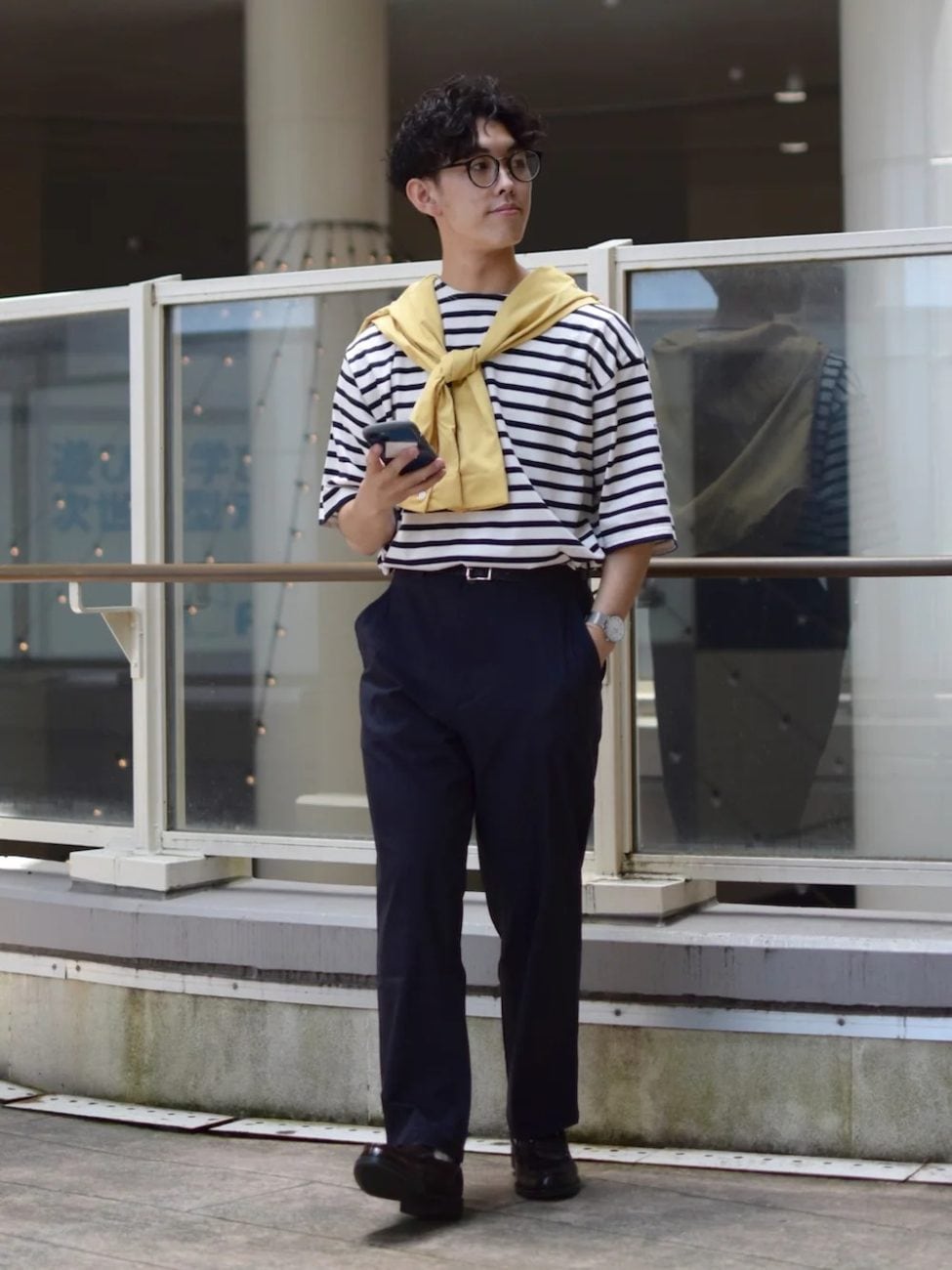 ▼ネイビーできれいめに仕上げる