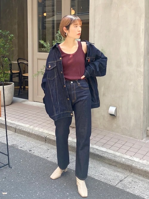 ▼デニムオンデニムでこなれ見えを狙う