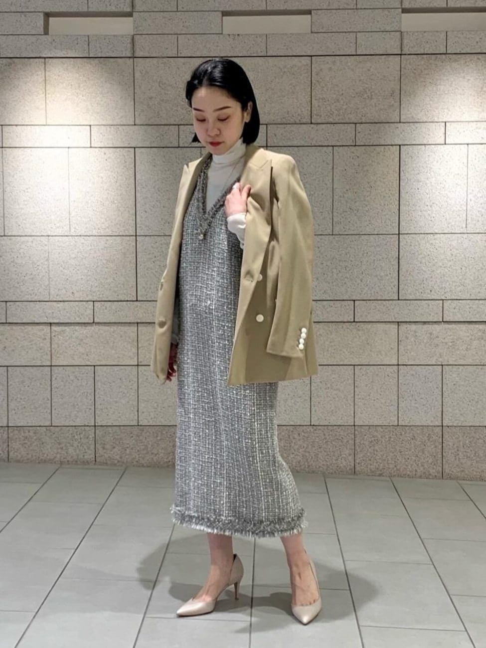 ダブルのジャケットで甘辛風コーデに