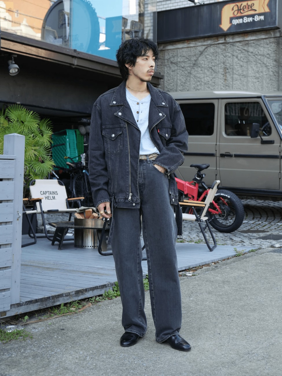 きれいめアイテムを取り入れる