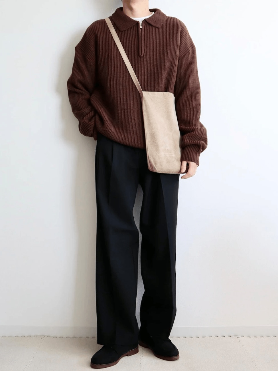 ハーフジップニットで可愛いメンズコーデに