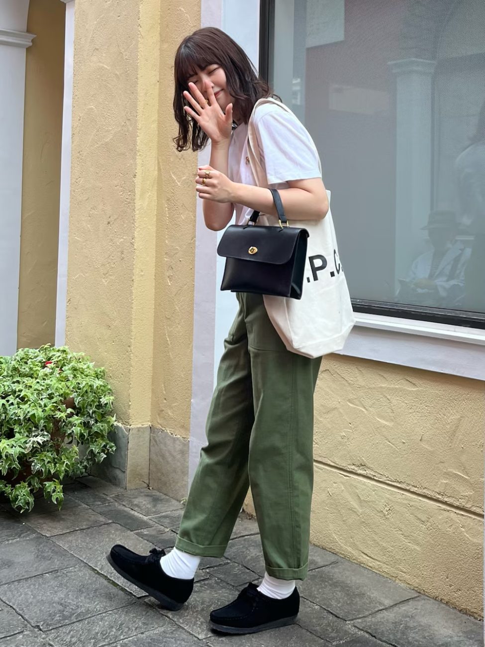 気温26度の服装で悩んだら…!最高・最低気温別おすすめレディースコーデ32選