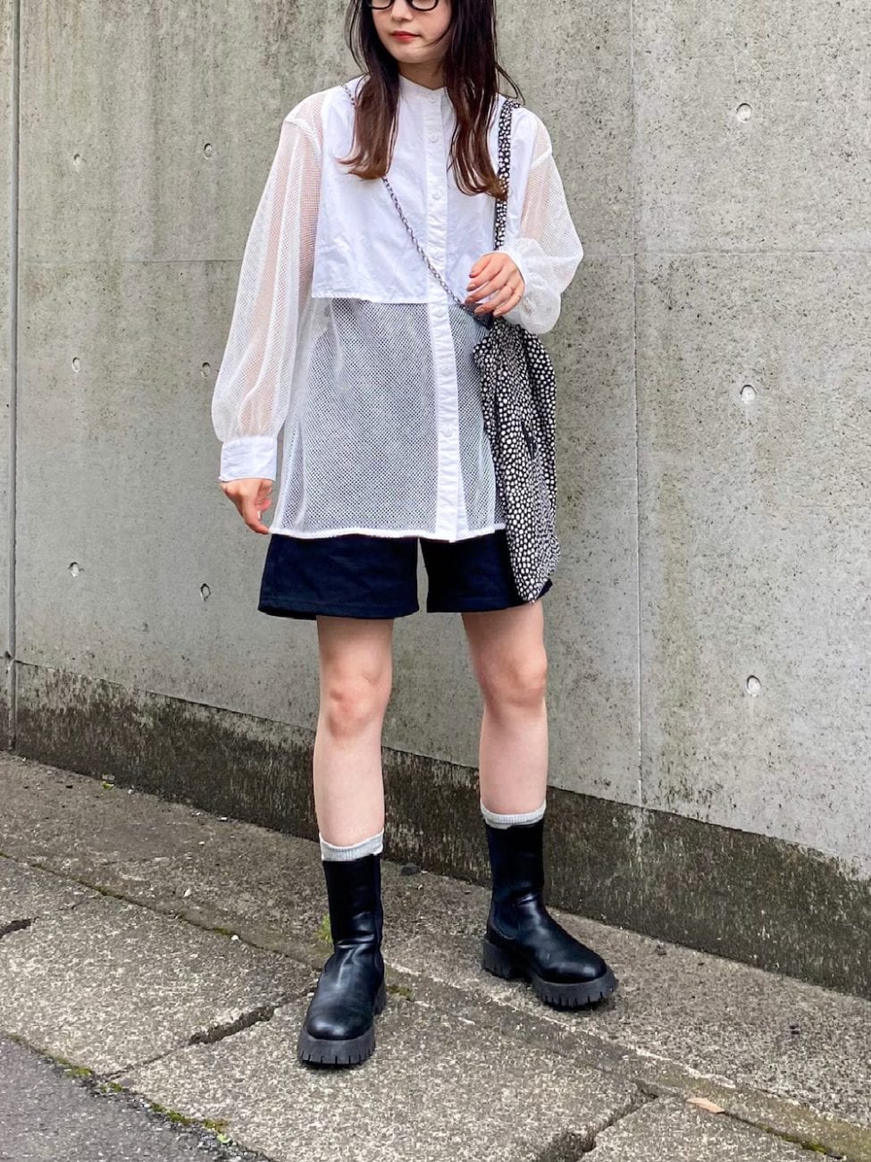 気温26度の服装で悩んだら…!最高・最低気温別おすすめレディースコーデ32選