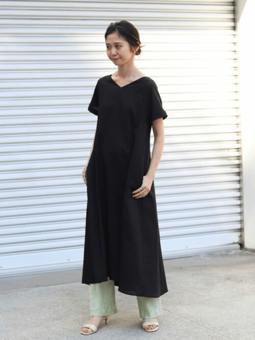 淡色パンツを合わせて重見え回避