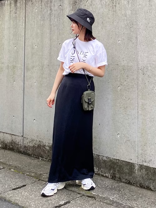 アウトドアスタイルで夏らしく