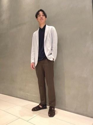 【春】ニットポロシャツ×ジャケットでスマートに