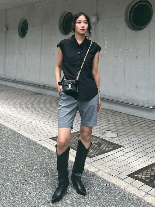 ［4］パンツ｜涼しげかつ大人っぽい着こなしを目指す