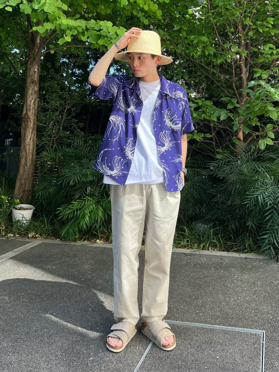 ▼アロハシャツ×ストローハットで夏を満喫