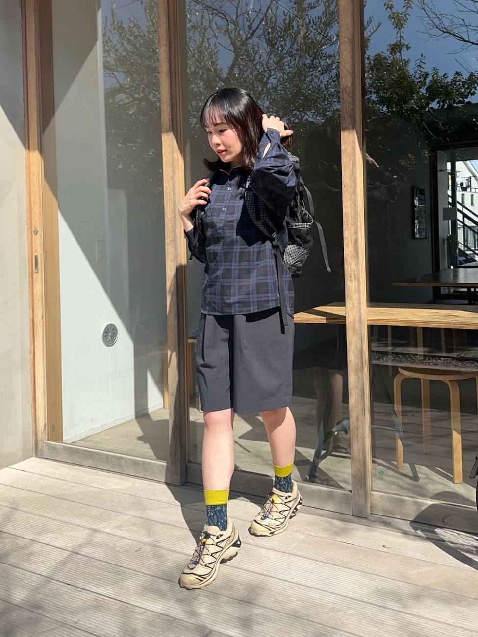 ▼プルオーバー×ハーフパンツ×柄ソックス