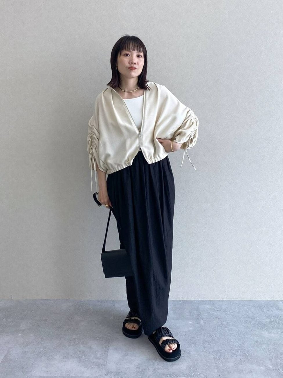 ▼40代の春コーデ×ライトブルゾン