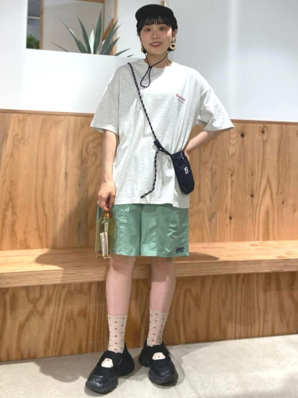 野外フェスの服装はショーツで夏らしく