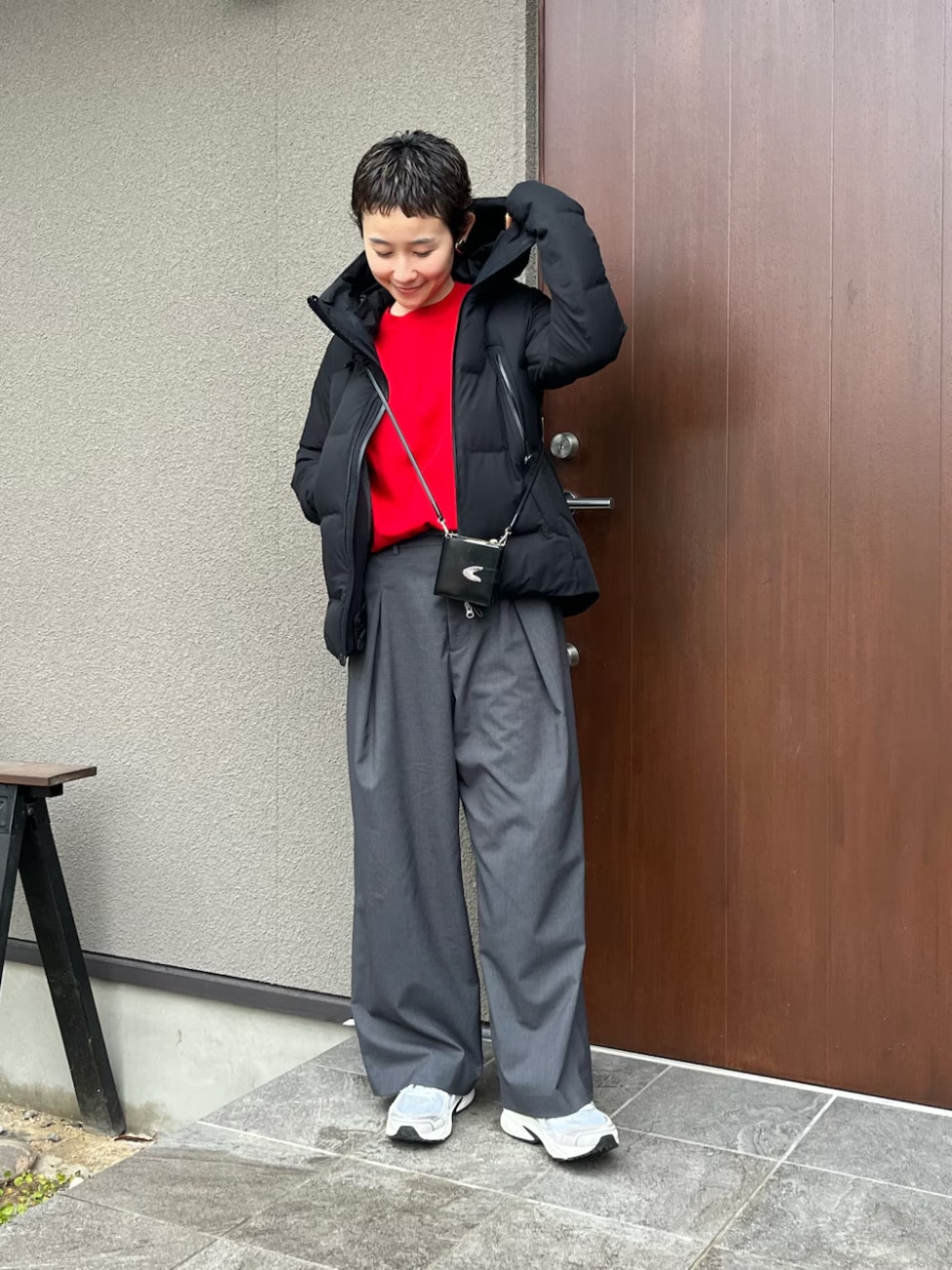 ▼ダウンジャケット×ニット×ワイドパンツ
