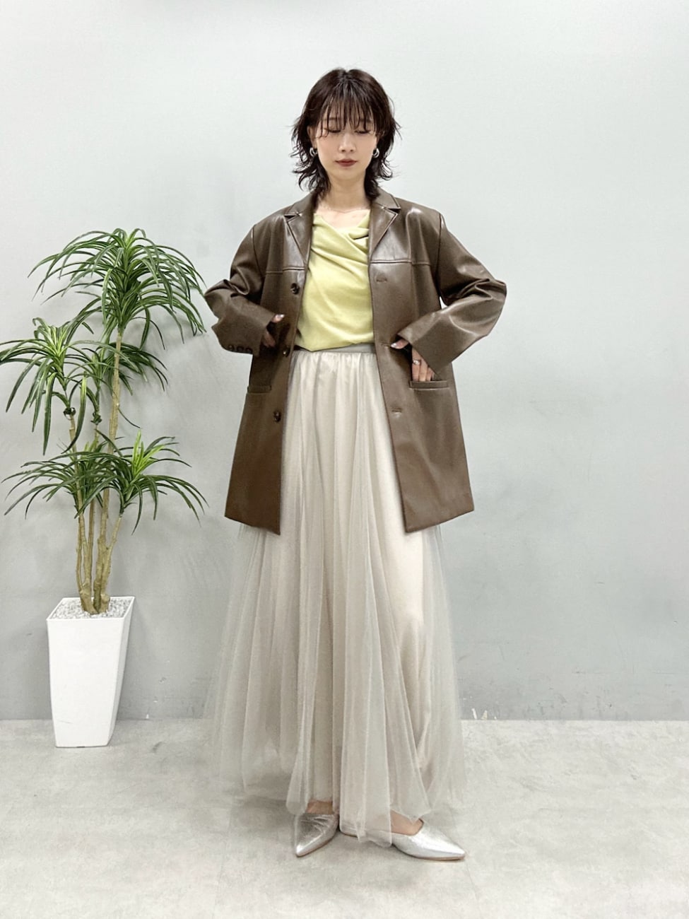 ▼テーラードジャケット×プルオーバー×チュールスカート