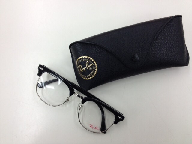 レイバン ウェイファーラー アジア