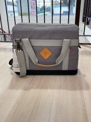 画像：ソフトクーラーボックス/タグ付き
