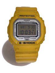 画像：クォーツ腕時計・G-SHOCK/デジタル/CLR/GLD//