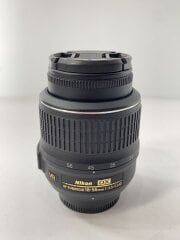 画像：一眼レフデジタルカメラ/D5000