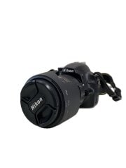 画像：デジタル一眼カメラ D3200 200mm ダブルズームキット [ブラック]