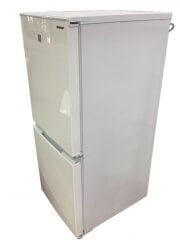 画像：冷蔵庫 SJ-15E8-KW