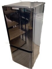 画像：冷蔵庫 MR-P15E-B1